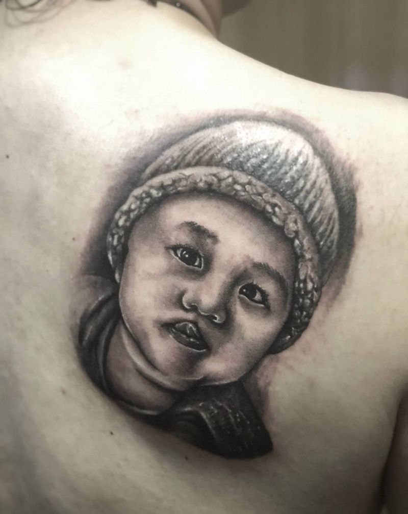 儿童肖像纹身图片_西安刺青西安西安改人物原创肖像插画手稿成品背部纹身图案