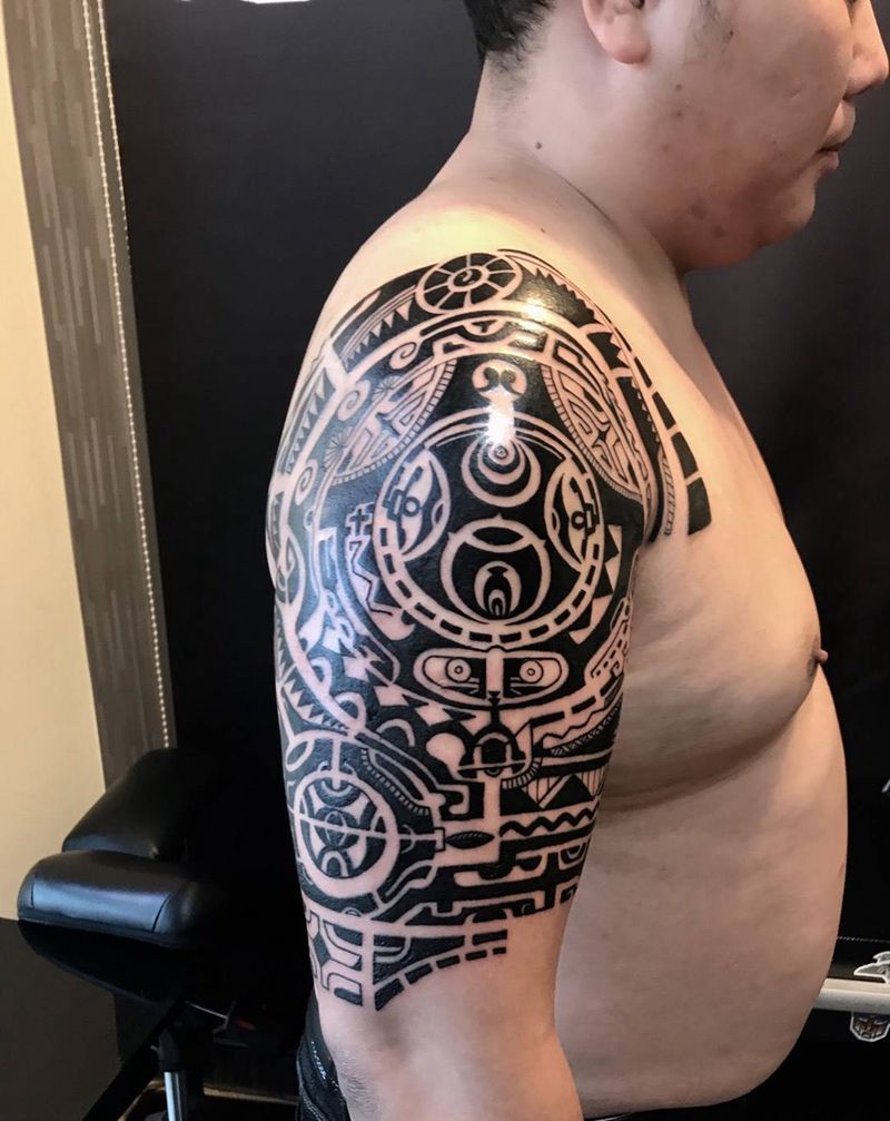 巨石强森款玛雅图腾纹身图片_西安西安刺青成品手稿图腾欧美手臂传统纹身图案