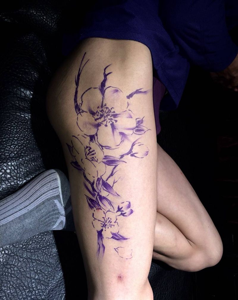 花卉纹身纹身图片_西安植物原创写实臀部腿部成品手稿插画纹身图案