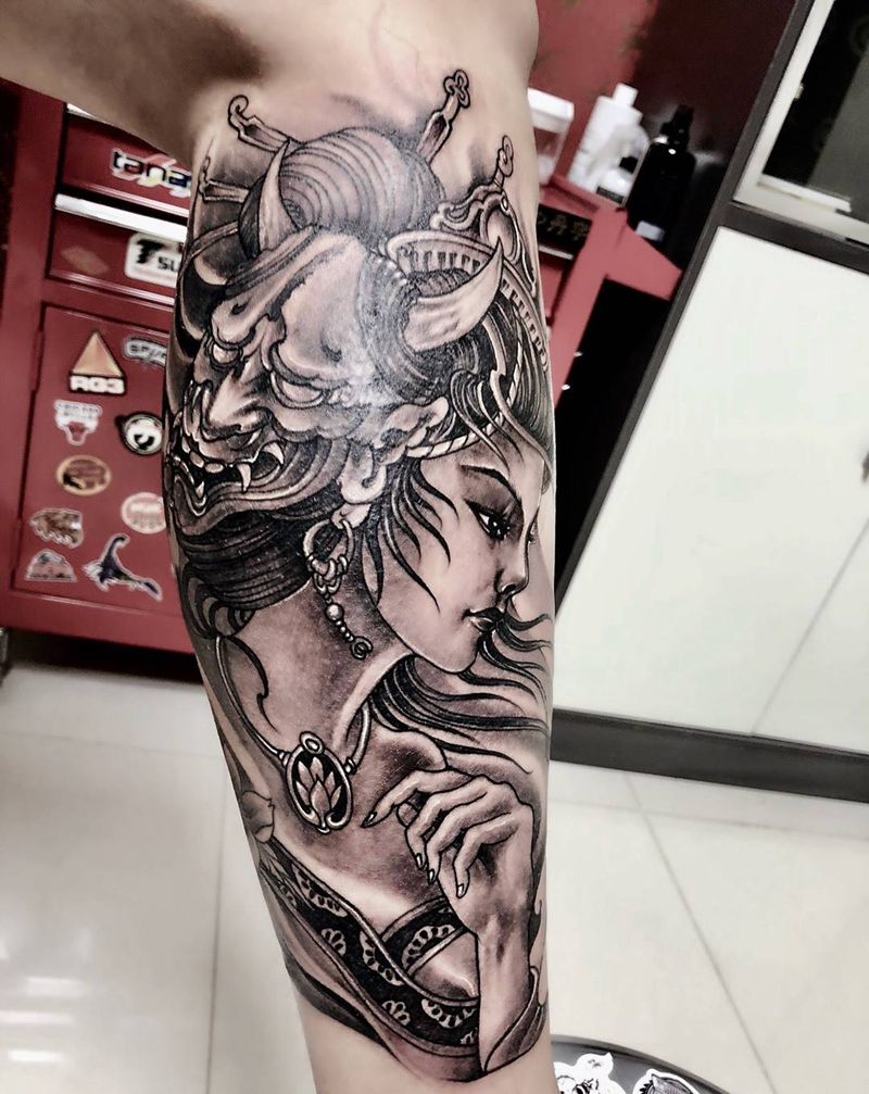 艺妓纹身纹身图片_西安刺青西安西安改欧美传统人物脚部成品纹身图案