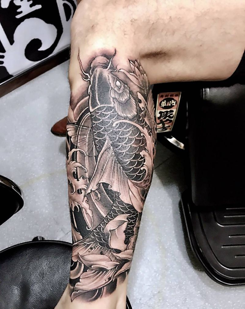 鲤鱼纹身纹身图片_西安西安刺青修改小传统动物原创成品手稿写实纹身图案