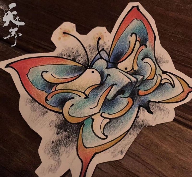 重新定义一下蛾子纹身图片_手稿颈部肩部胸部欧美动物原创手臂腿部背部纹身图案