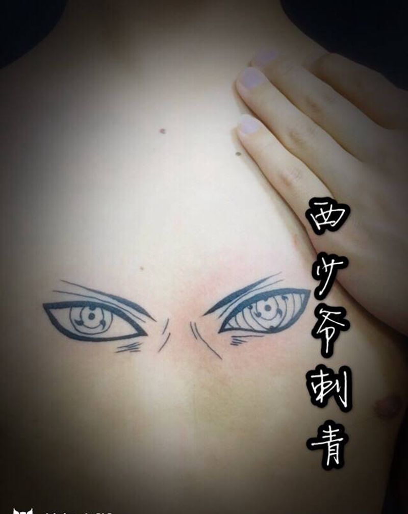 眼睛纹身图片_胸部纹身图案