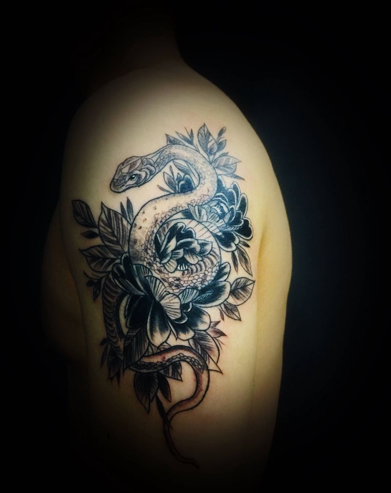 蛇纹身图片_手臂纹身图案