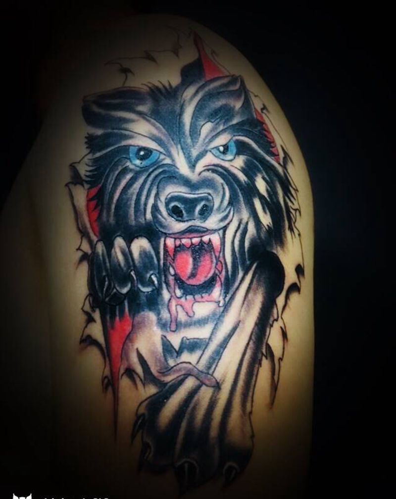 狼纹身图片_手臂纹身图案