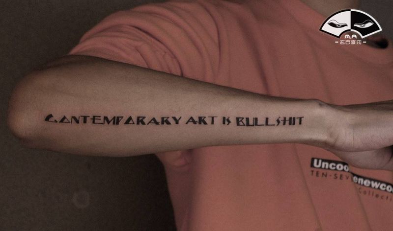 小字母纹身图片_手部手臂几何水彩小字母小清新纹身图案