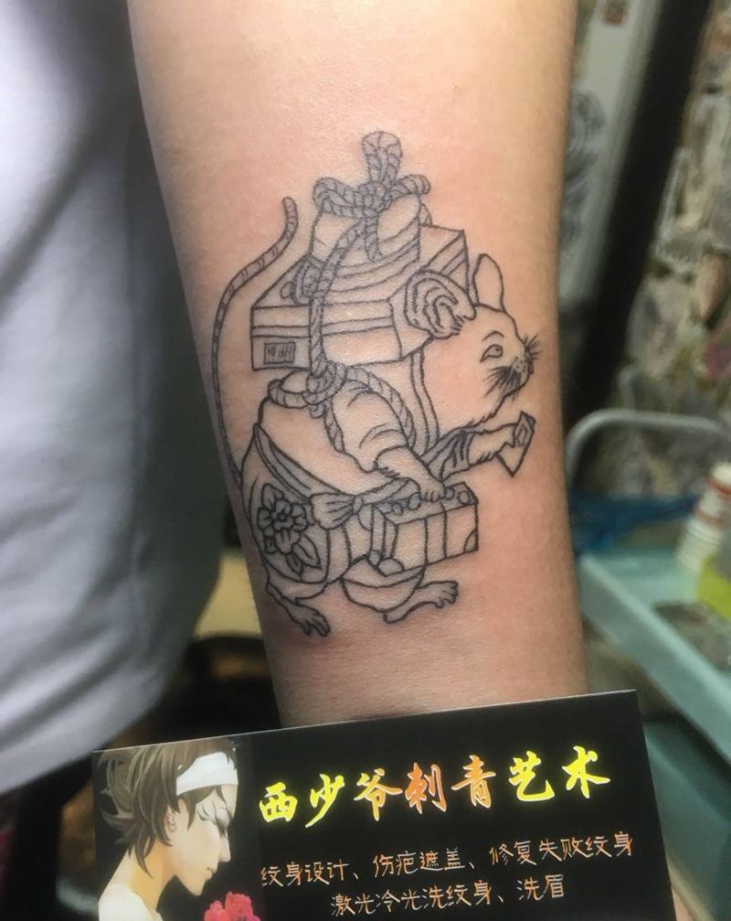 老鼠纹身图片
