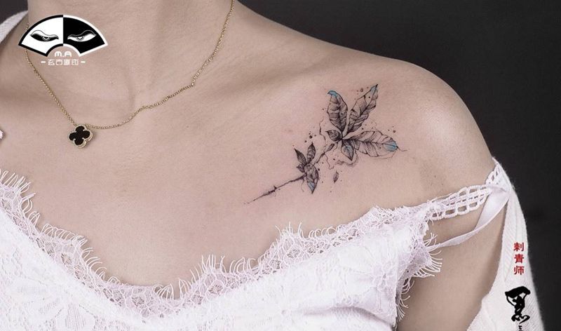 灵魂色纹身图片_成品胸部肩部传统清新植物小清新原创情侣水墨纹身图案