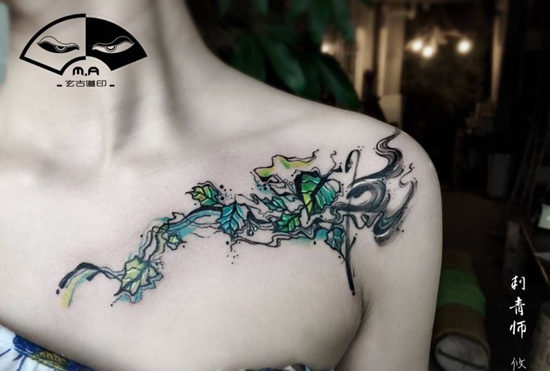 《辰●藤》——细水长流纹身图片_胸部肩部成品原创植物纹身图案