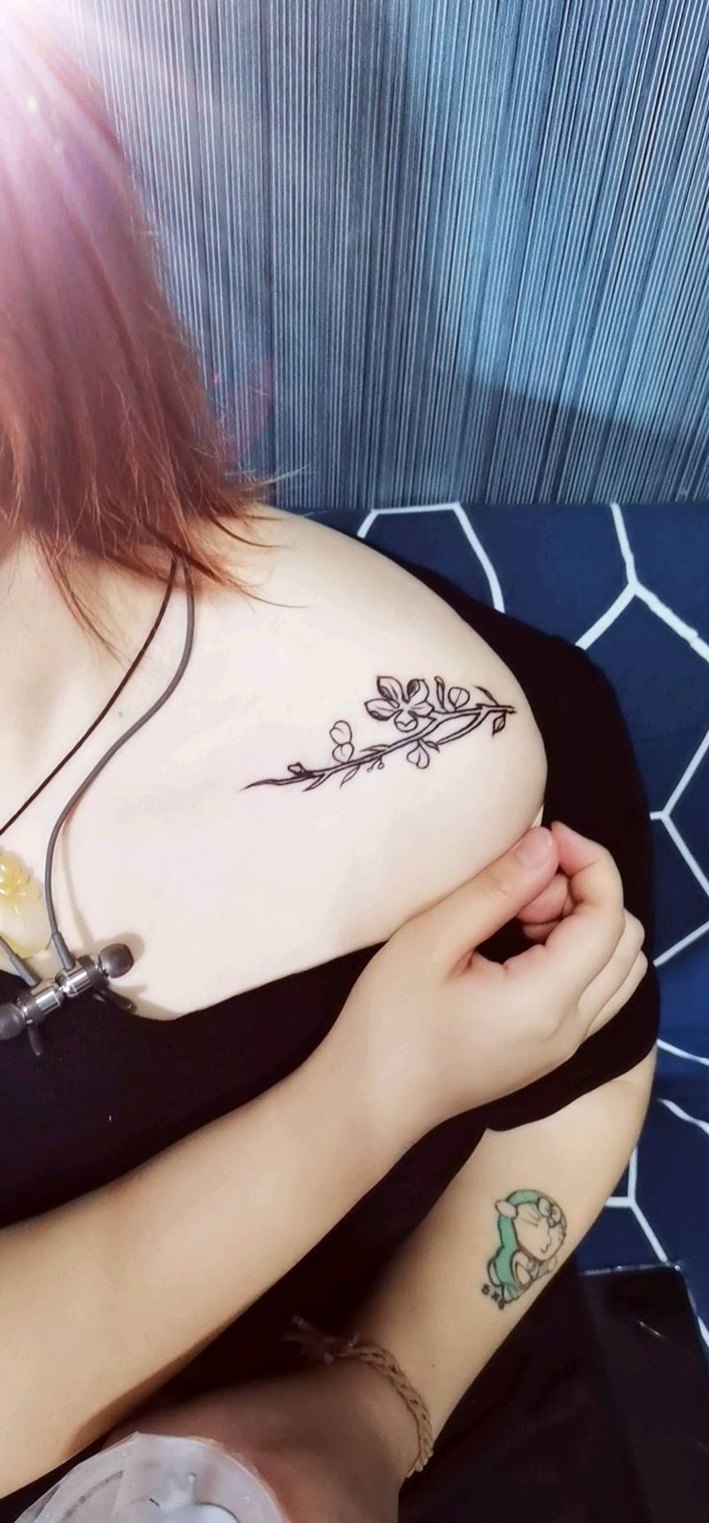 肩花纹身图片_肩部纹身图案