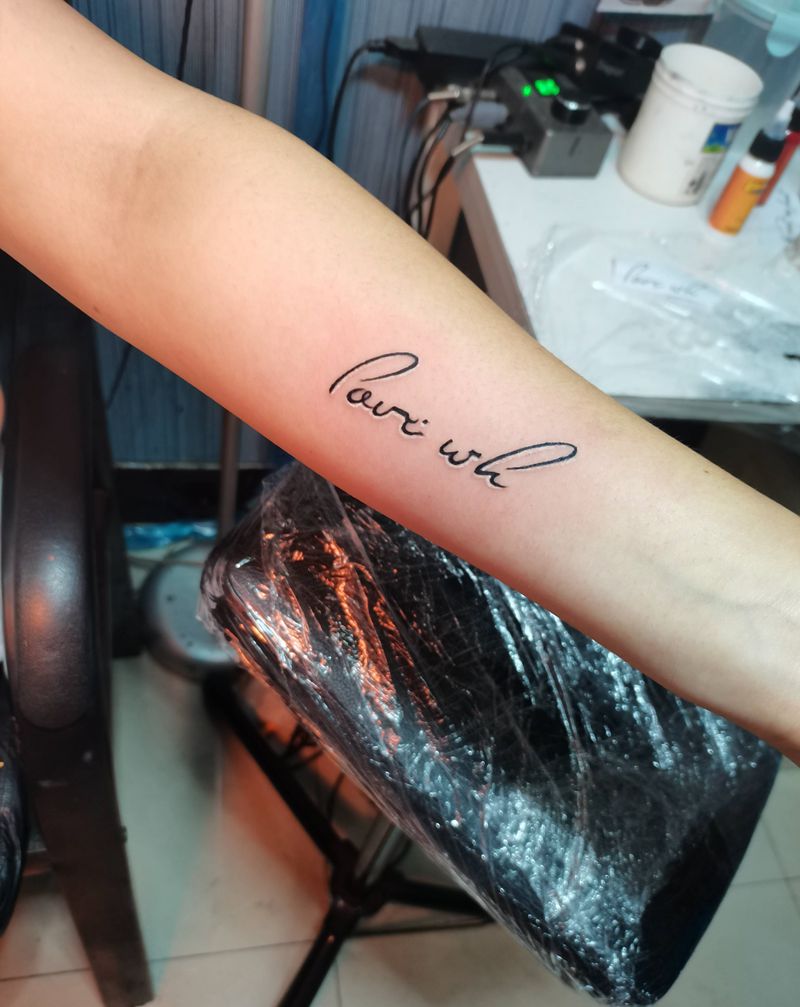 字母纹身图片_手臂纹身图案