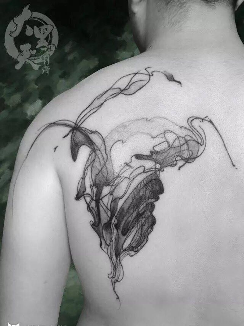 《达摩与鹤》纹身图片_成品肩部背部手臂国画传统肖像原创人物宗教纹身图案