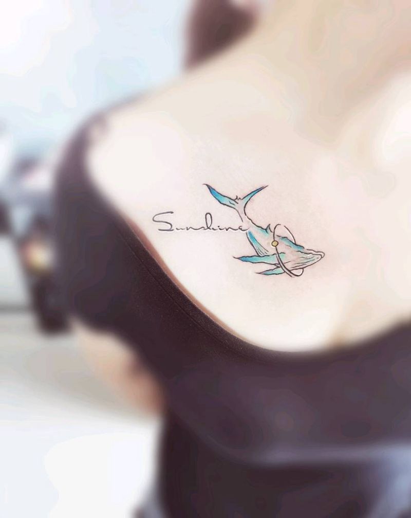 字母纹身图片_胸部纹身图案