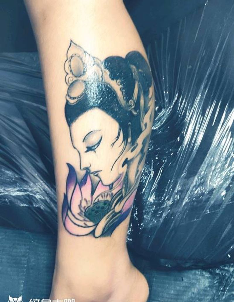 艺妓纹身图片_腿部纹身图案