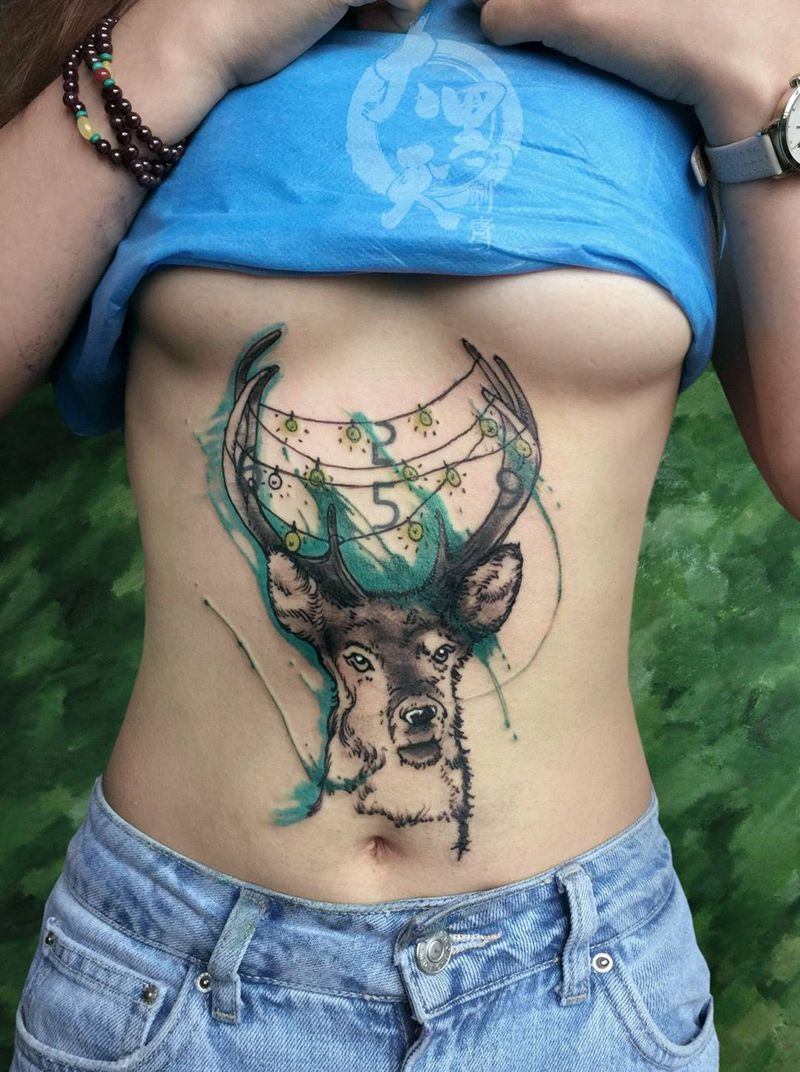 麋鹿纹身图片_原创动物国画写实腹部腰部成品纹身图案