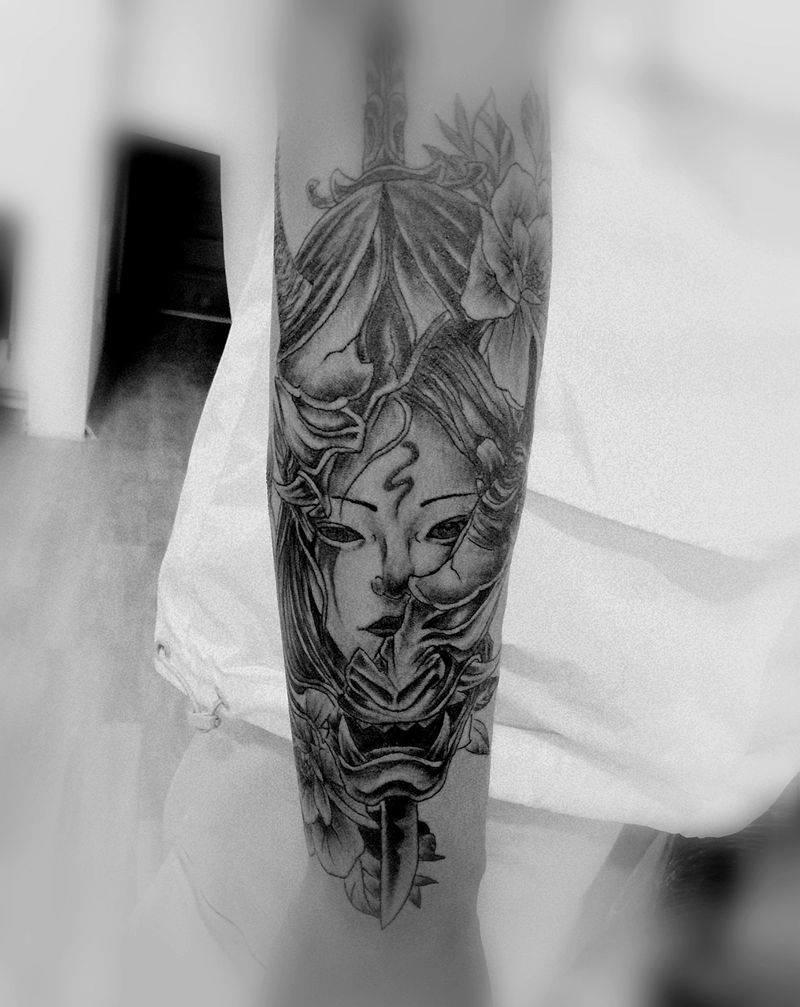 艺妓般若纹身图片_手臂手部老传统新传统纹身图案