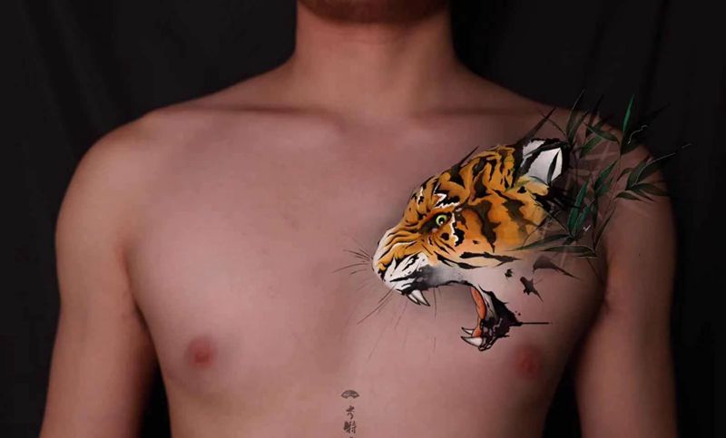 【虎】纹身图片_胸部水墨纹身图案
