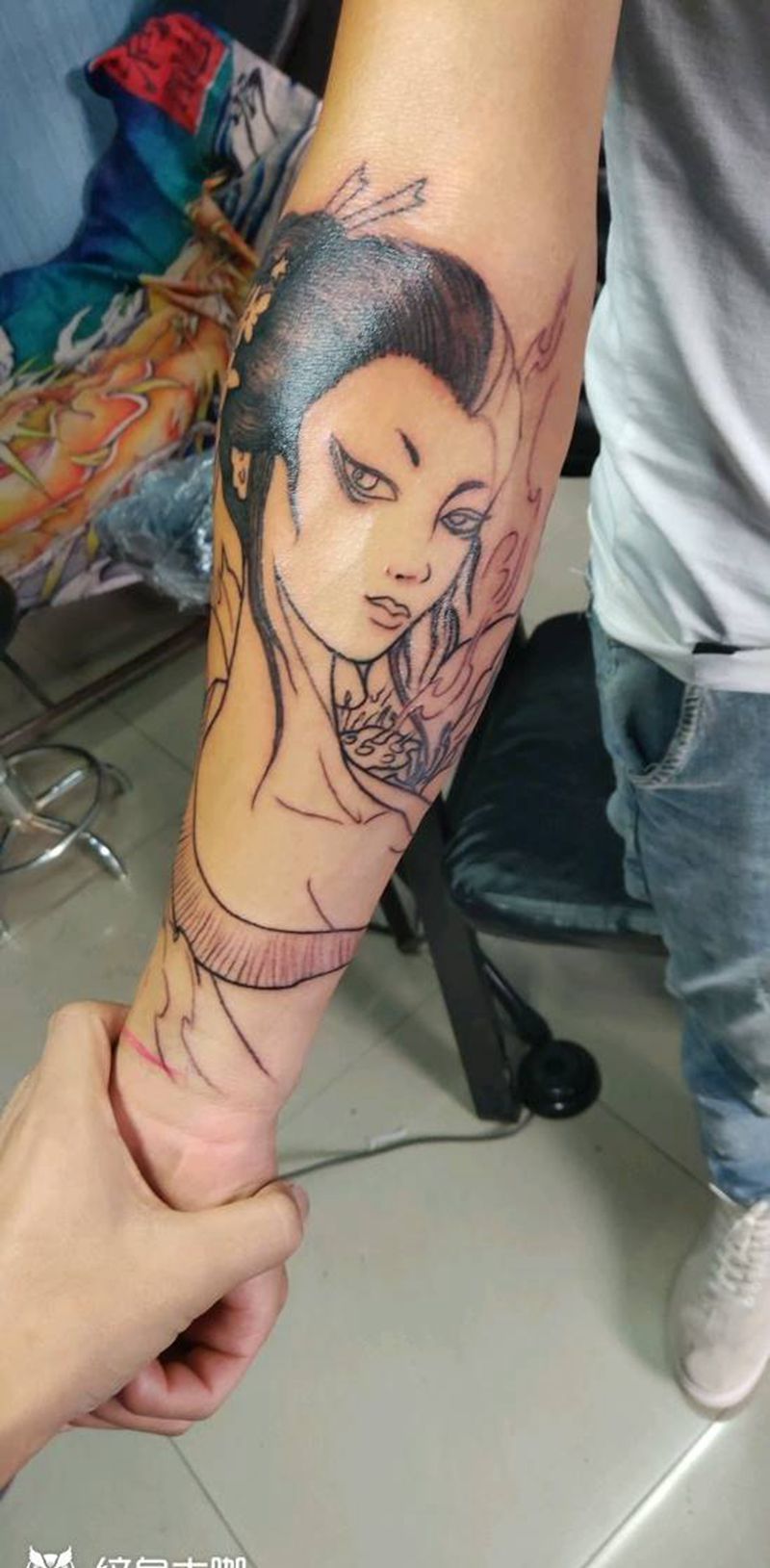 艺妓未完成纹身图片_手臂纹身图案