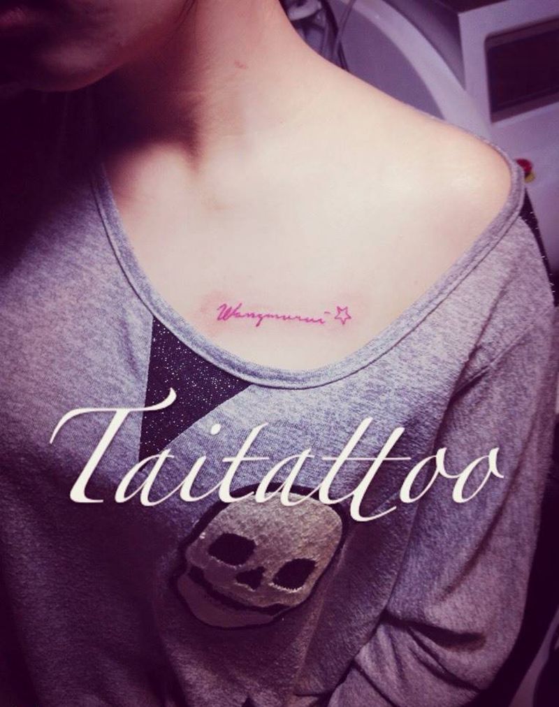 粉色字母纹身图片