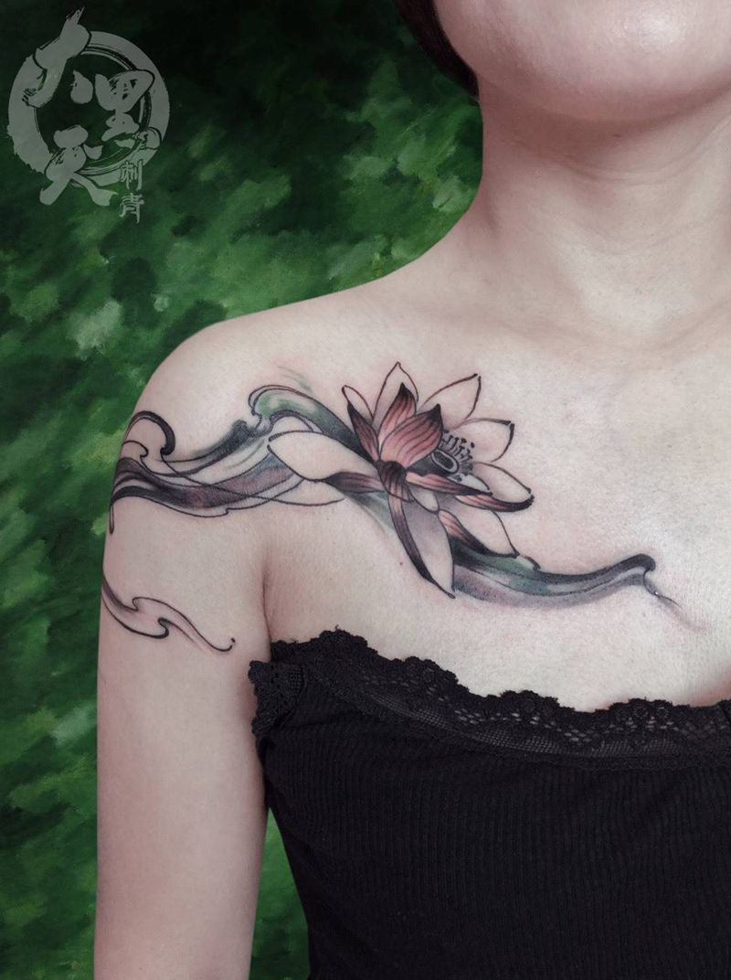 雨过天晴一朵莲纹身图片