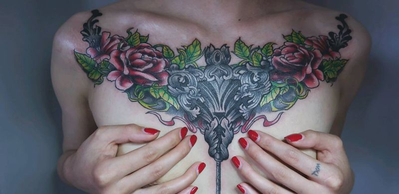 花胸纹身图片_成品纹身图案