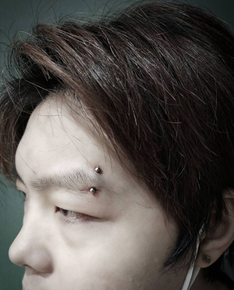 三木嘎作品——眉钉纹身图片_眉钉纹身图案