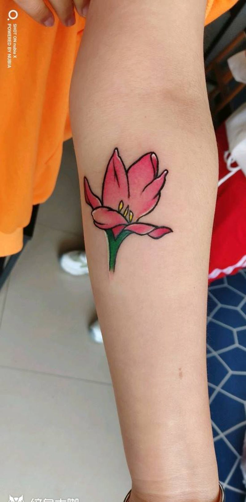 花纹身图片_手臂纹身图案