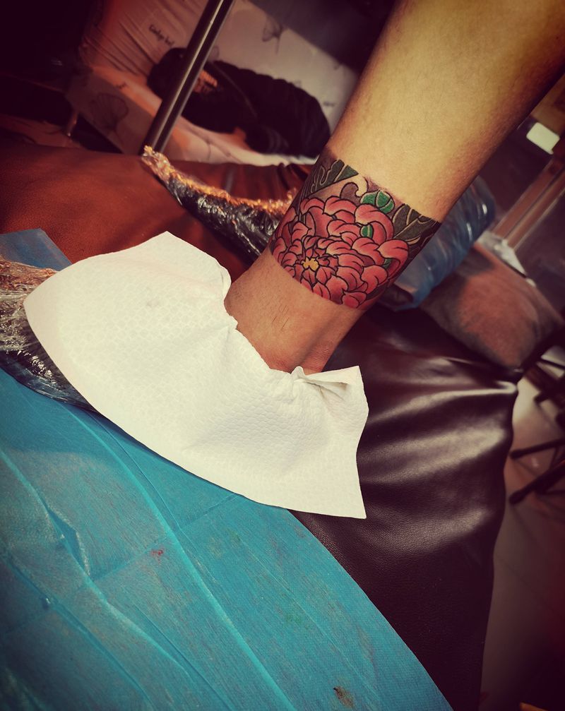 腿环纹身图片_腿部纹身图案