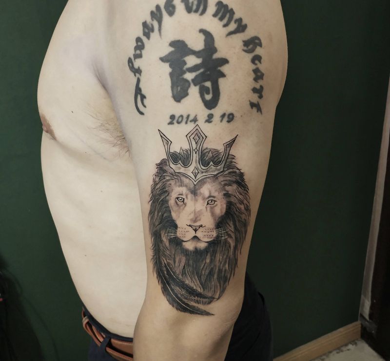 写实狮子纹身图片_手臂欧美写实纹身图案