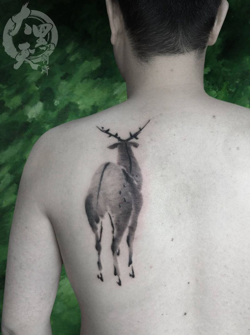 人生的路有很多种,或者向前看,或者向后看,内心强大,便能落地生花(纹身图片_成品手稿肩部背部国画传统写实原创动物宗教纹身图案