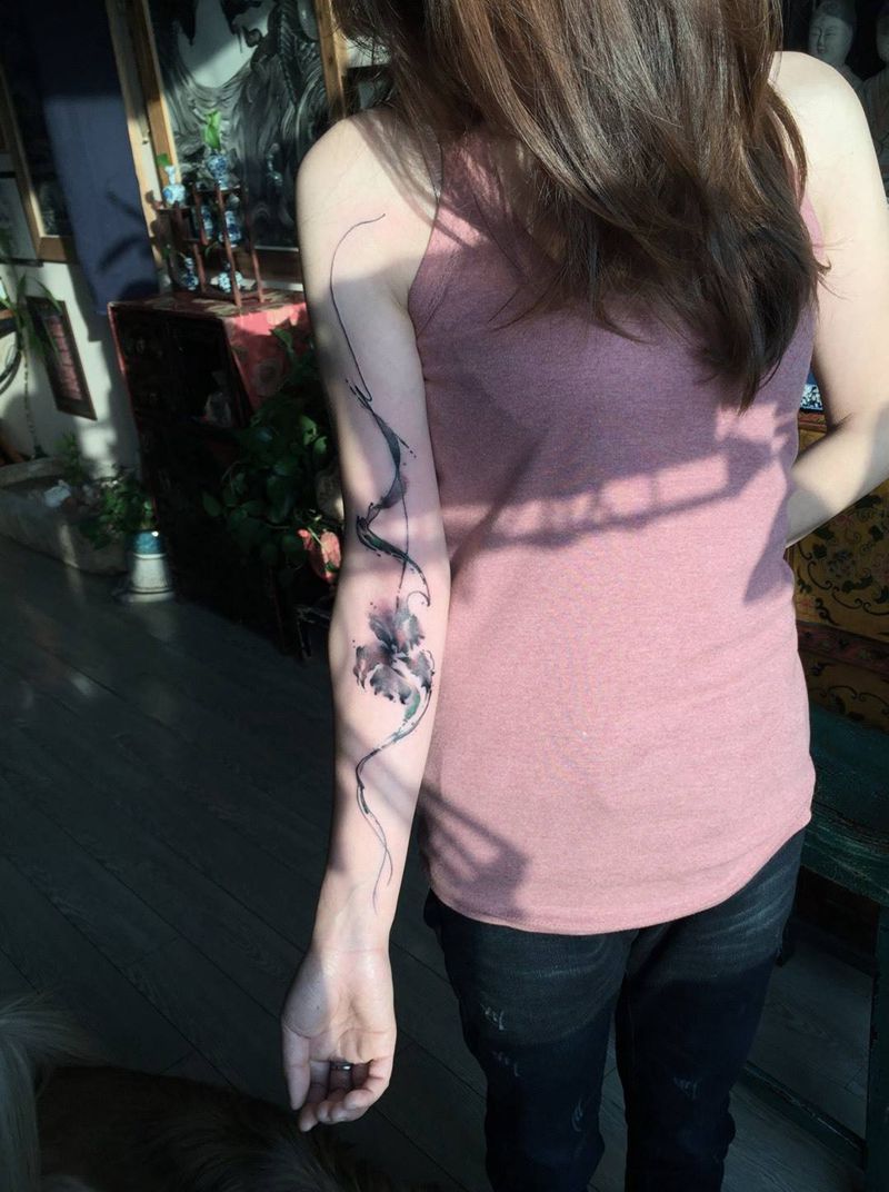 花纹身图片_原创植物静物国画传统清新手部手臂成品纹身图案