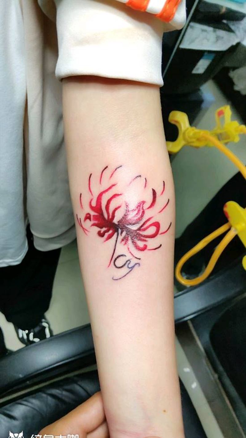 彼岸花纹身图片_手臂纹身图案