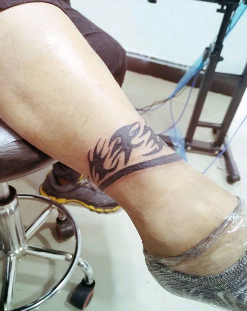 男士脚环纹身图片