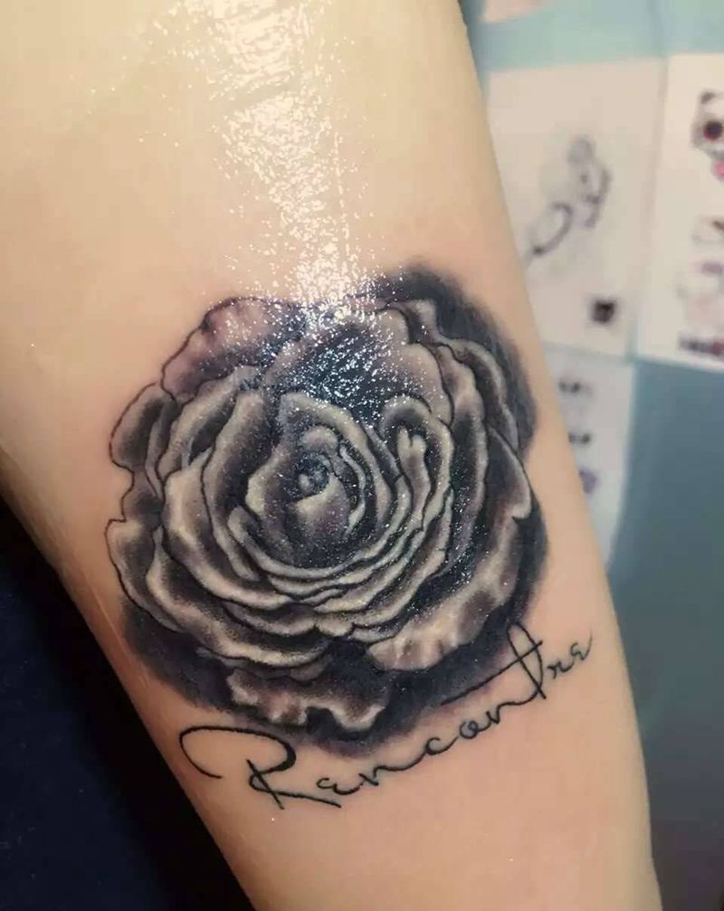 玫瑰纹身图片_手臂欧美植物原创纹身图案