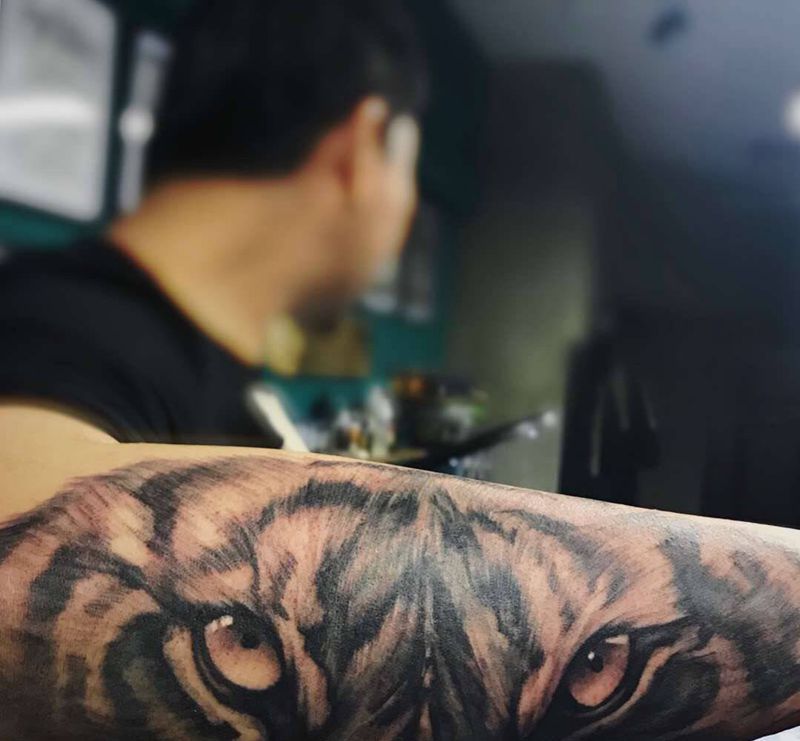 大脑斧//纹身图片_手臂欧美写实纹身图案