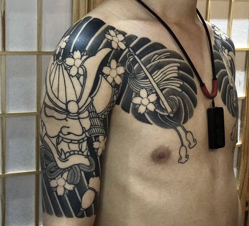 武士双半胛纹身图片_老传统纹身图案