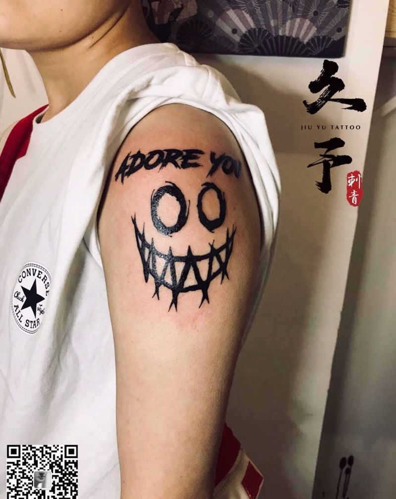 恶魔笑纹身图片