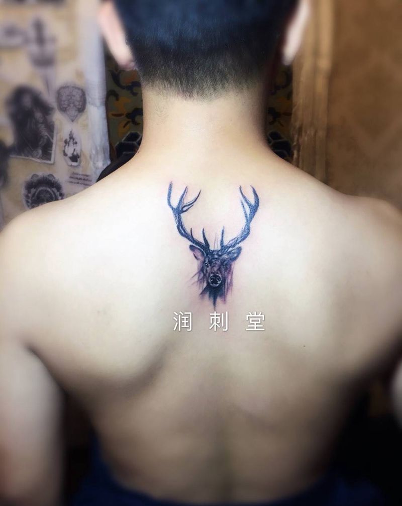 麋鹿纹身图片