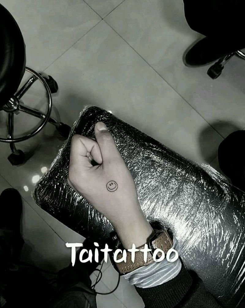 笑脸纹身纹身图片