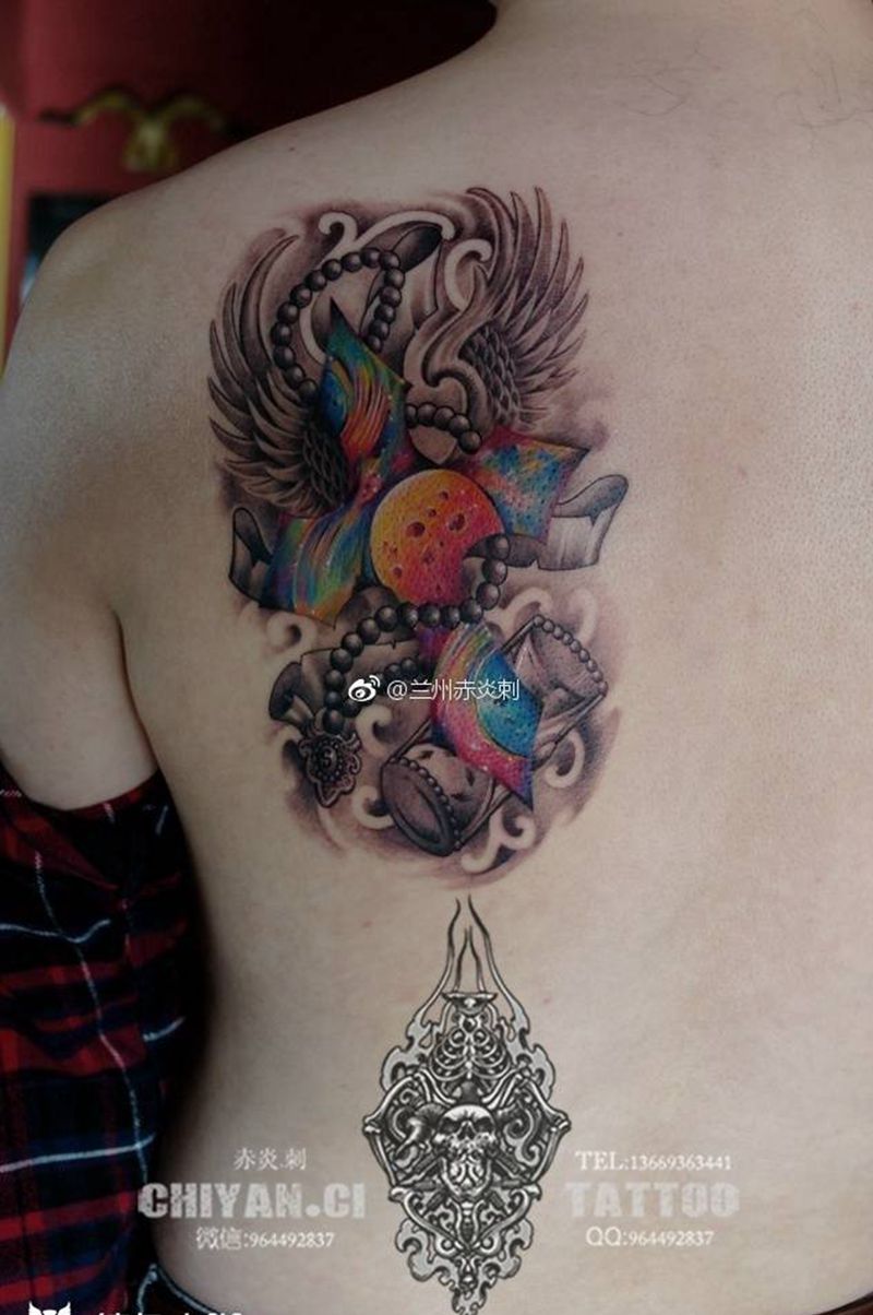 根据客人要求设计纹身图片_成品背部清新写实欧美静物鬼神宗教原创纹身图案