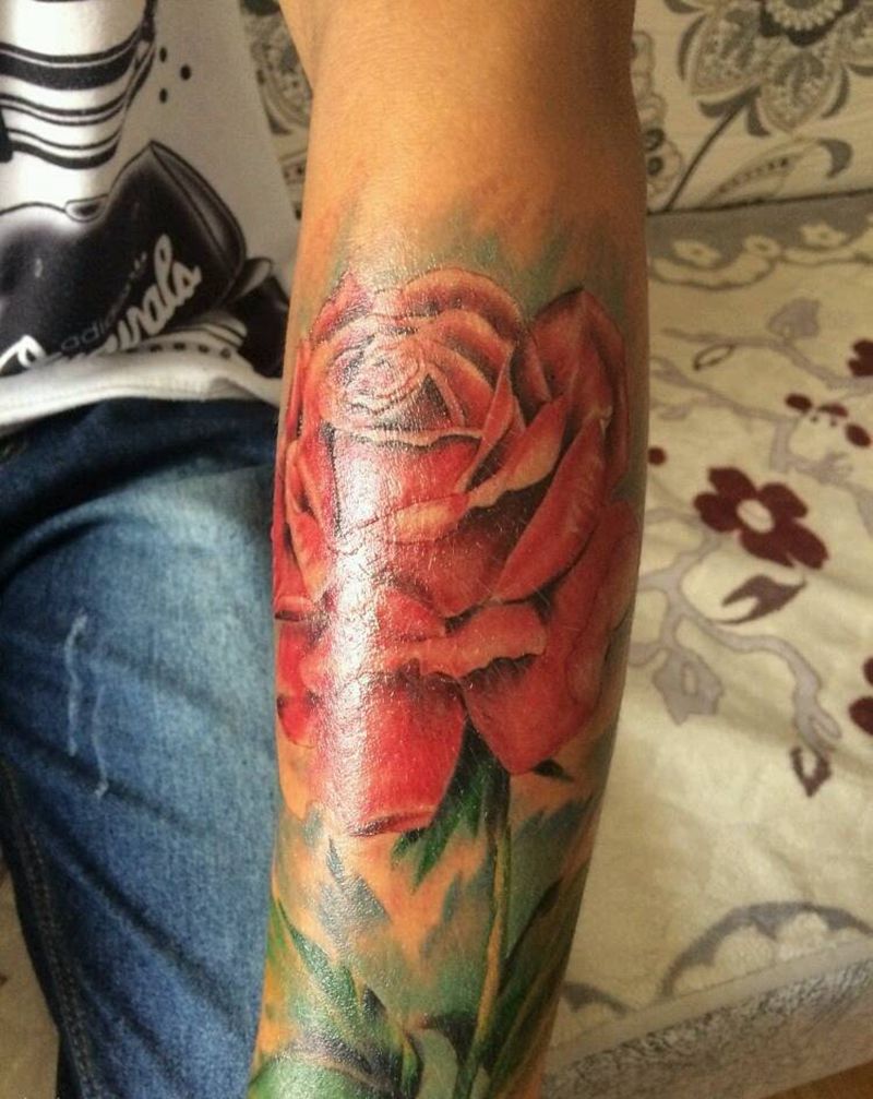 小臂玫瑰纹身图片