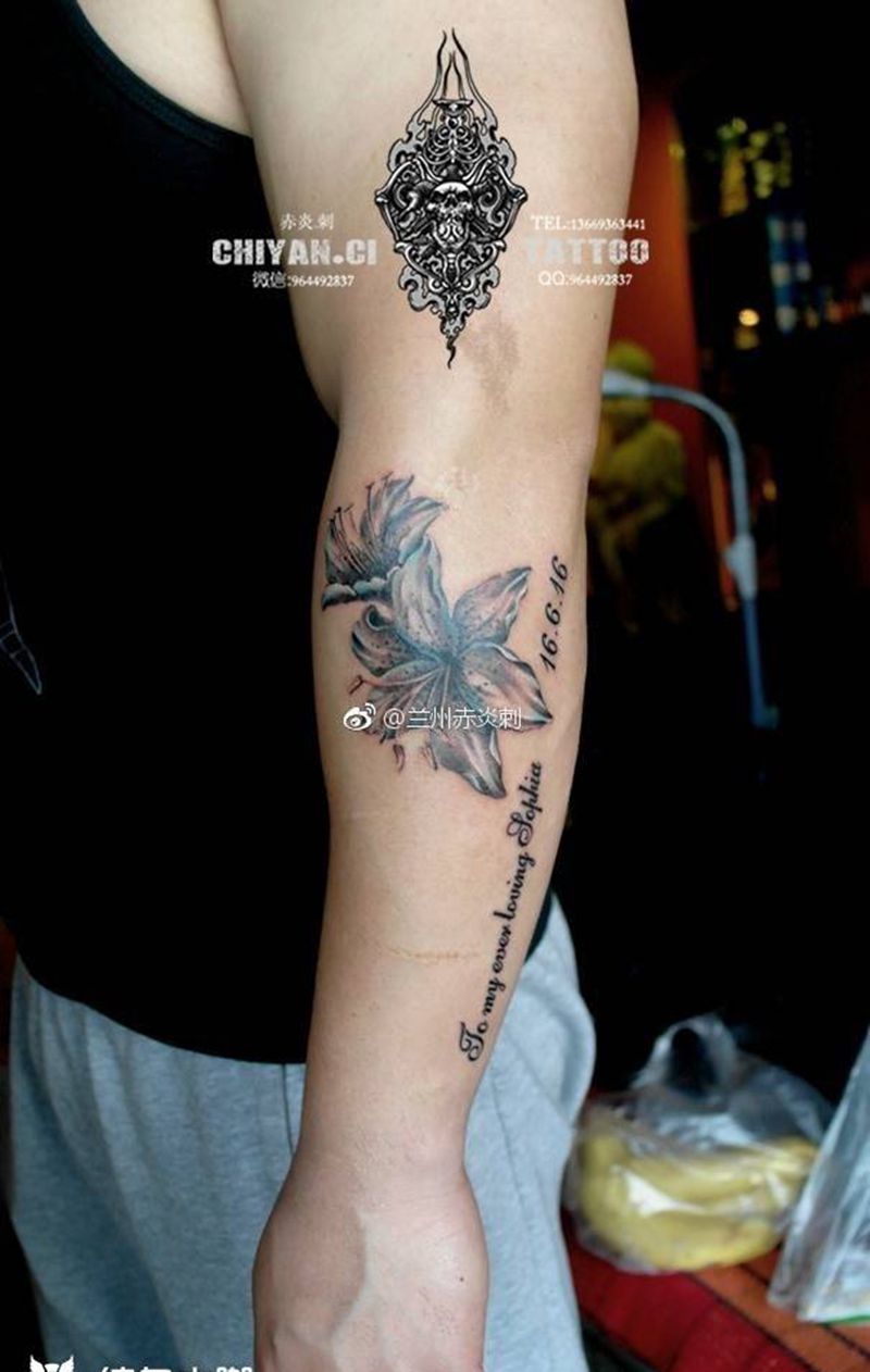 小作品。百合纹身图片_成品手臂写实清新静物原创纹身图案