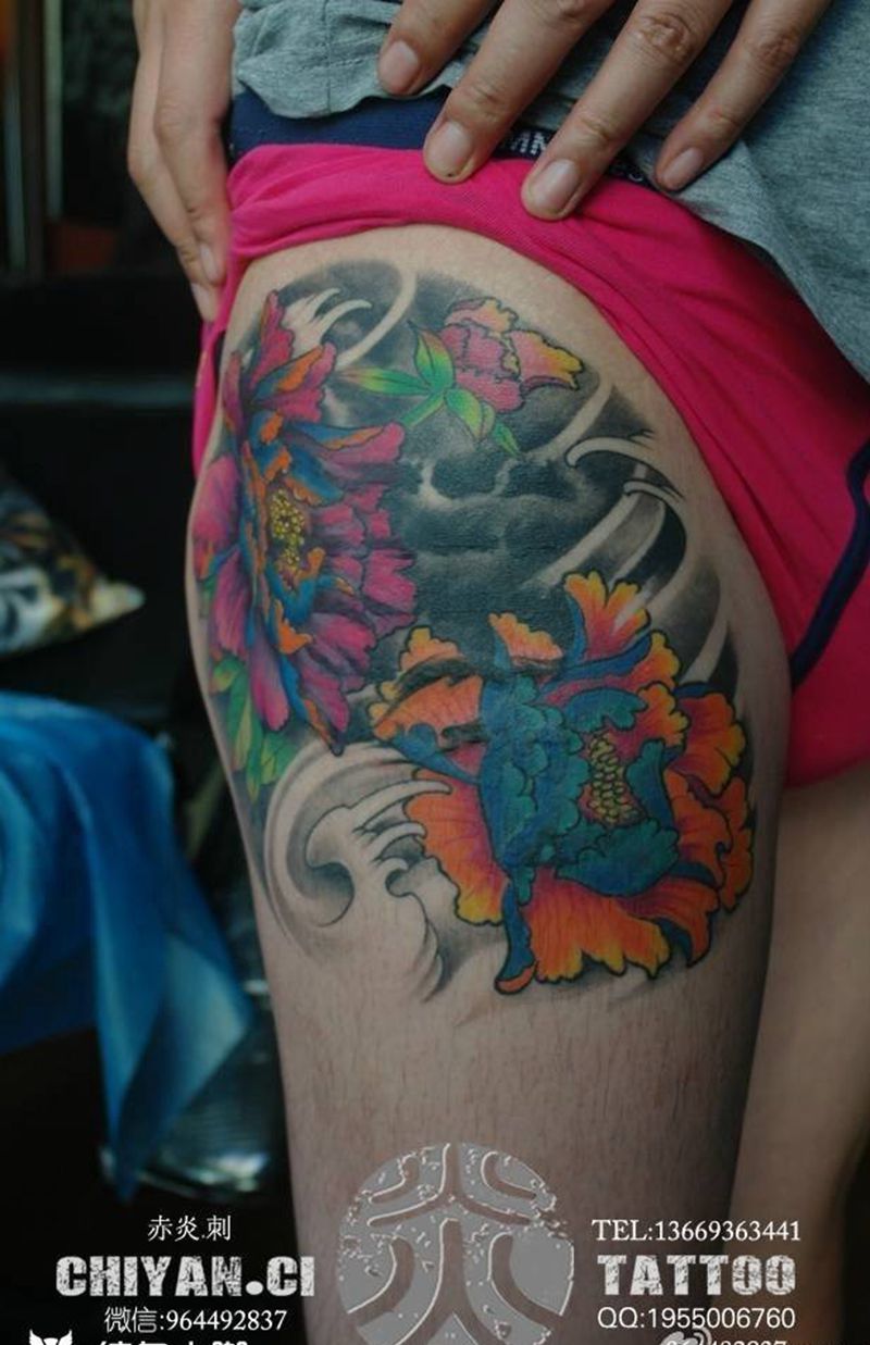 牡丹遮盖旧图。80%已恢复纹身图片_传统清新成品腿部静物植物纹身图案