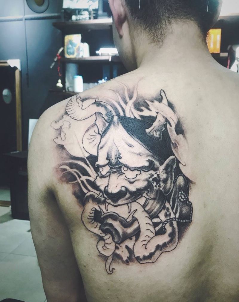 黑灰底子纹身图片