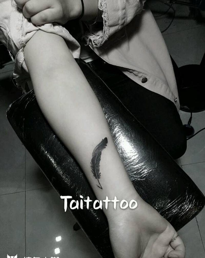 羽毛紋身傣刺青纹身图片