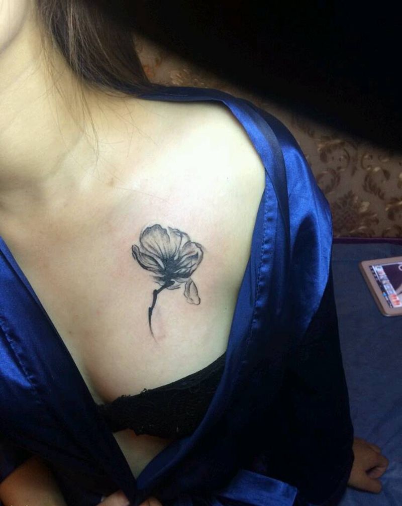 前胸小清新纹身图片