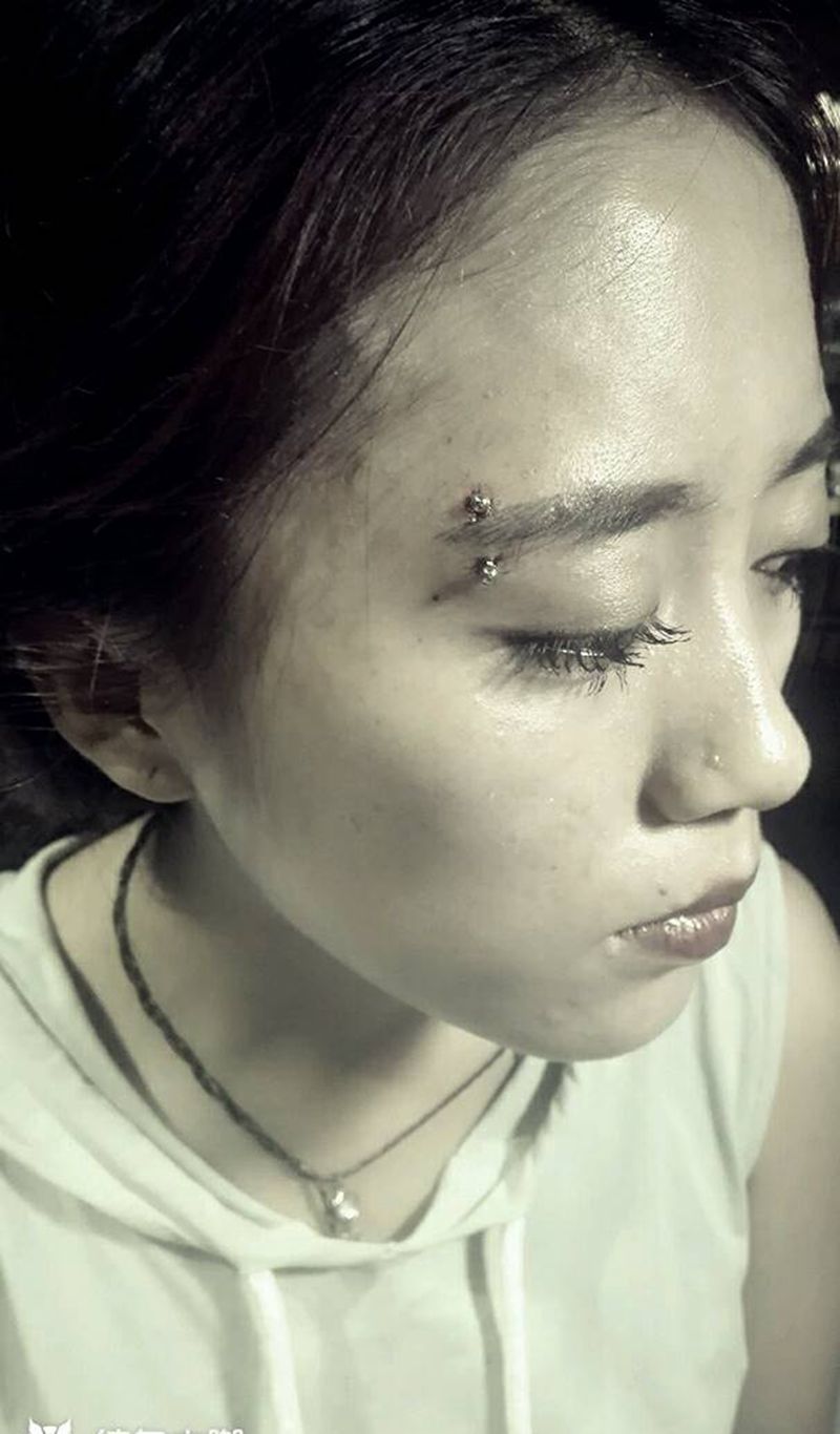 傣刺青~穿眉钉作品纹身图片