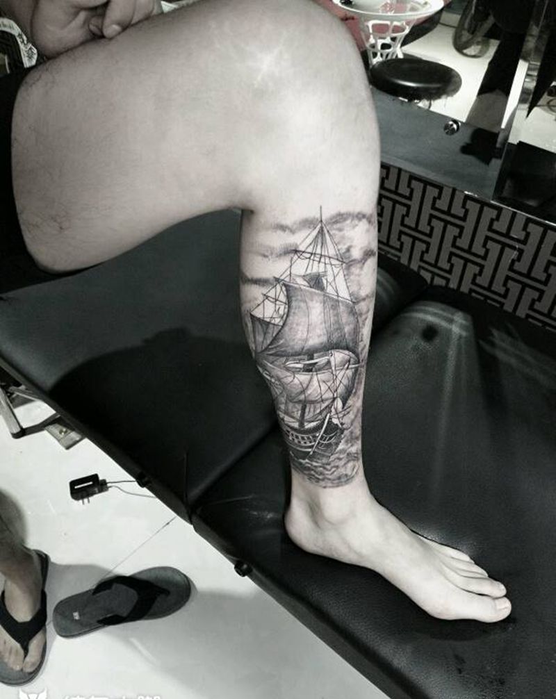 小腿帆船纹身纹身图片