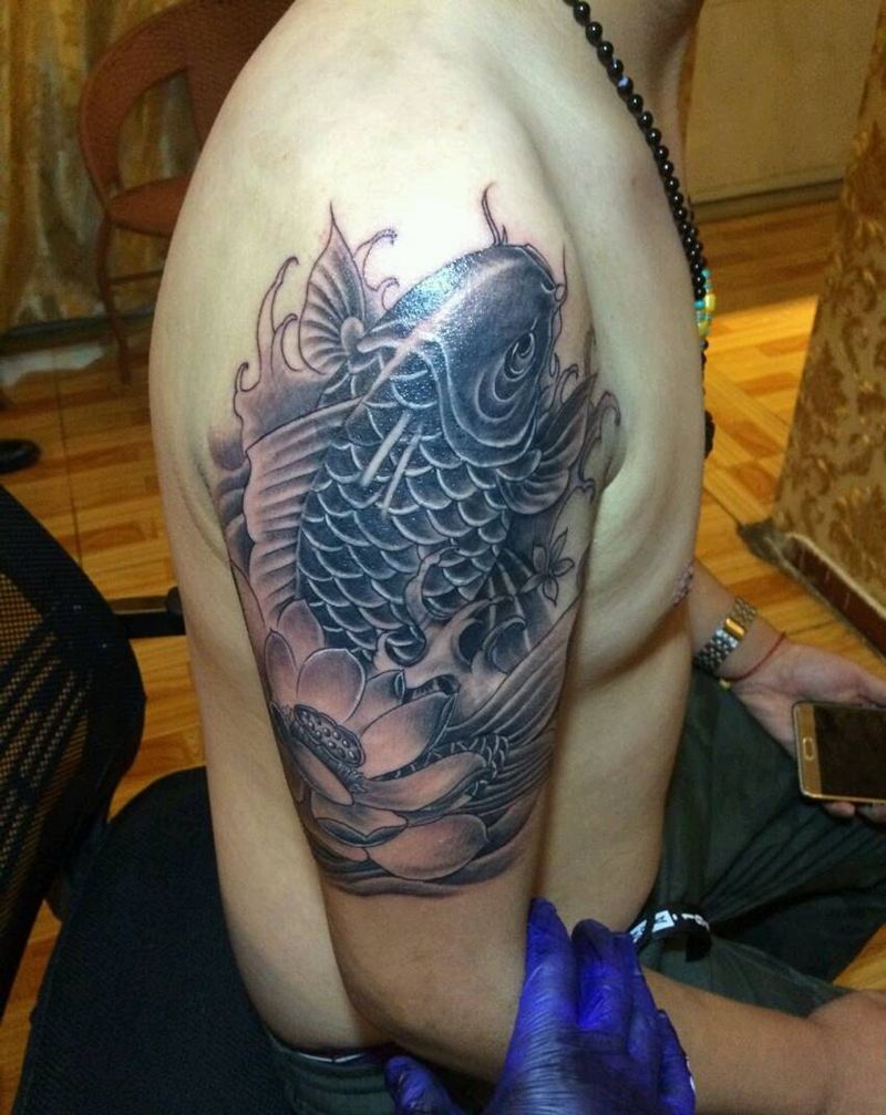 大臂鱼纹身图片