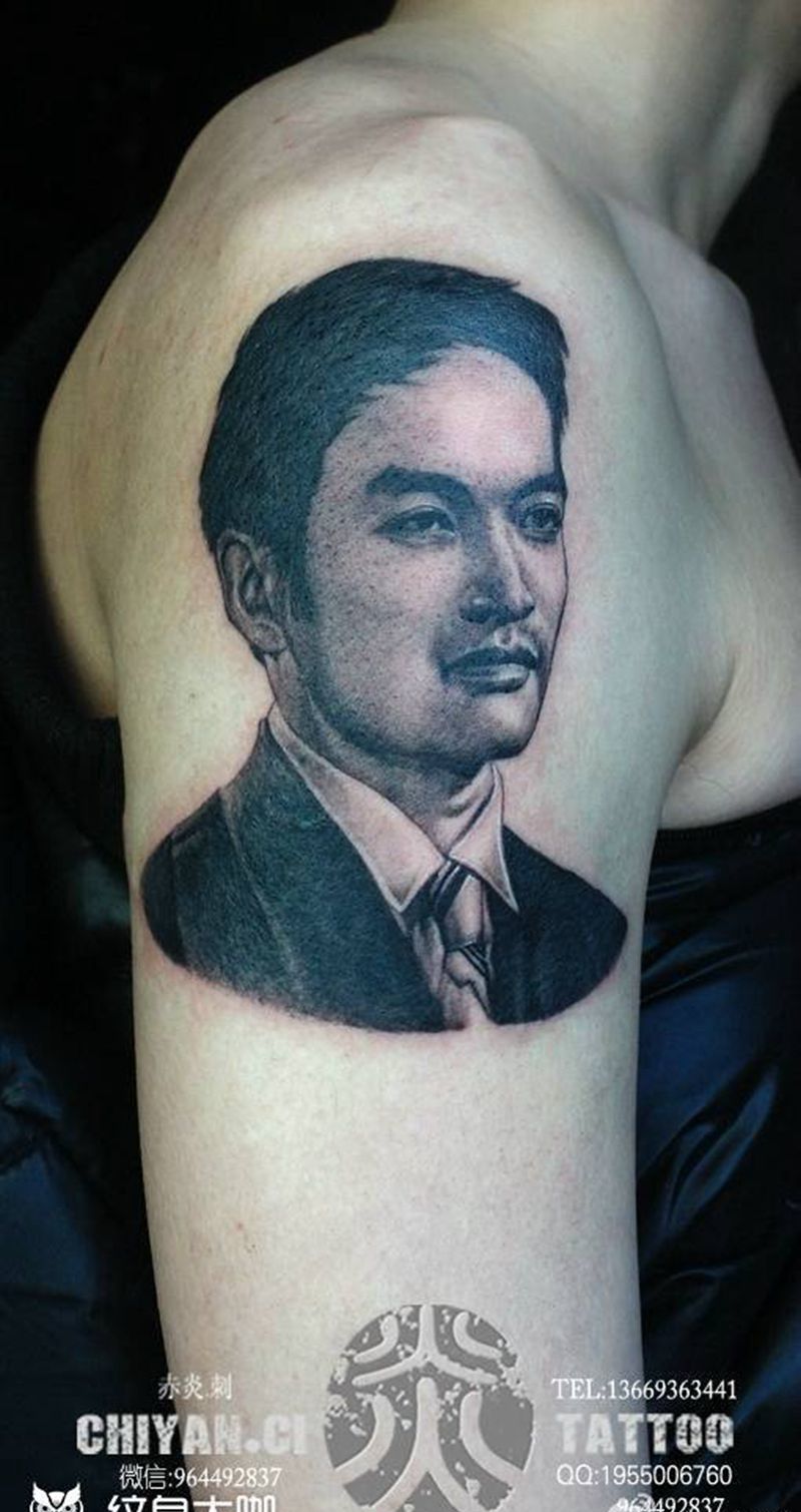 客人父亲年轻时纹身图片_成品肖像欧美写实手臂原创人物纹身图案